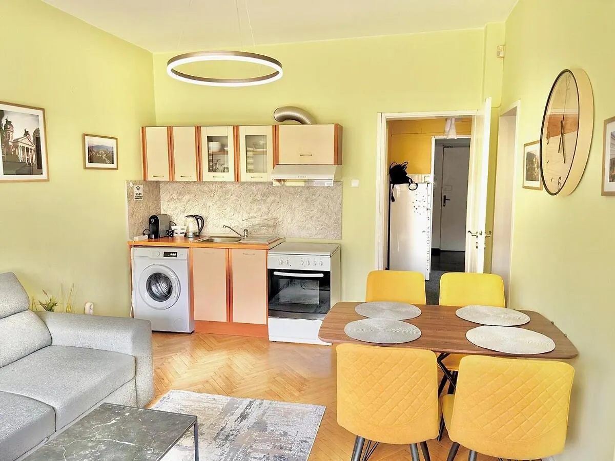 1Bdr Flat In Center Of Sofia Vitoshka Blvd Appartement 0*,